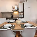 Mascagni Modern Seaview Apartament