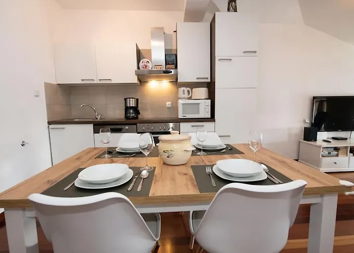 Mascagni Modern Seaview Апартаменты